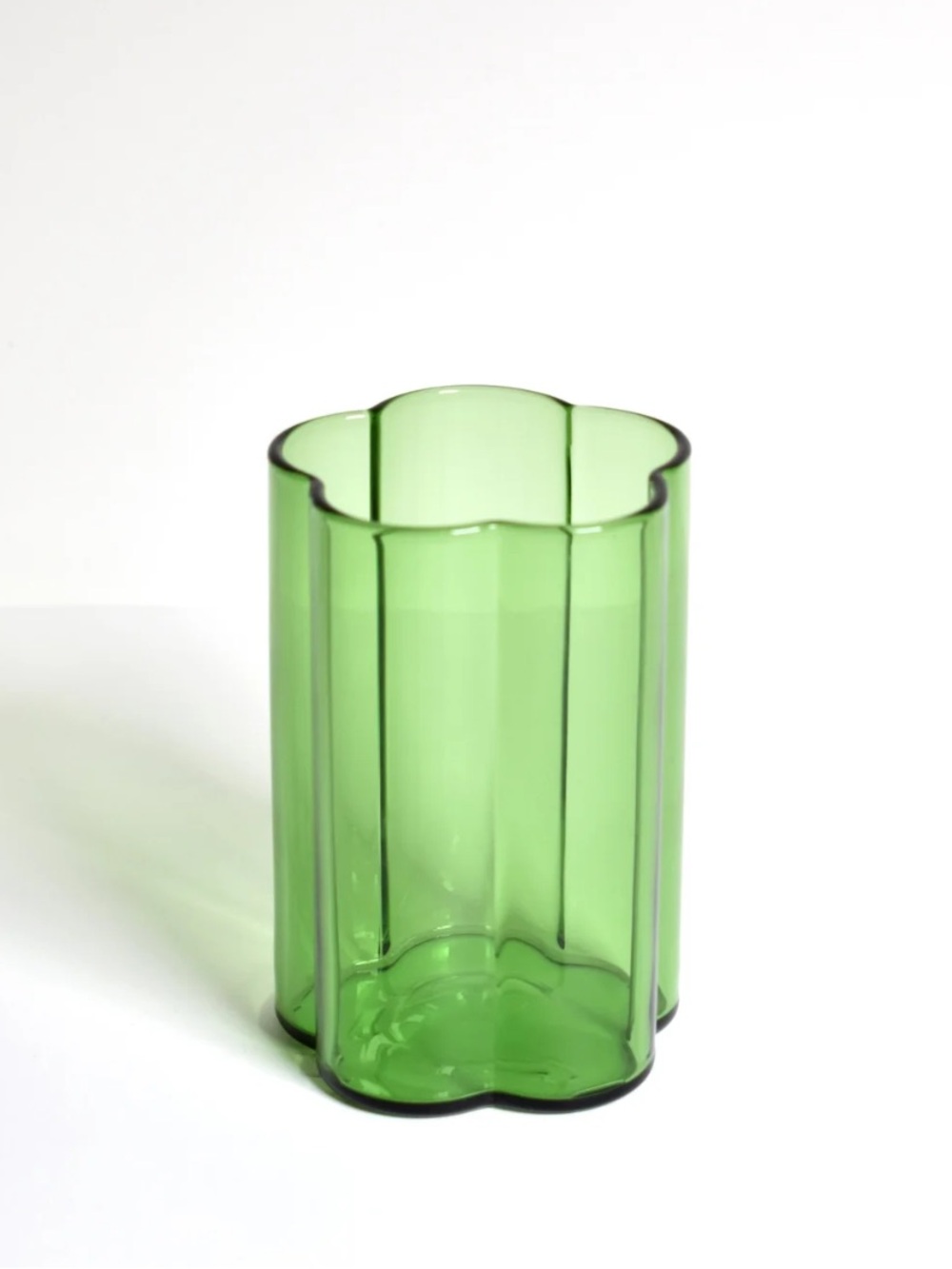 Recreation Center green sodium borosilicate flower drinking glass